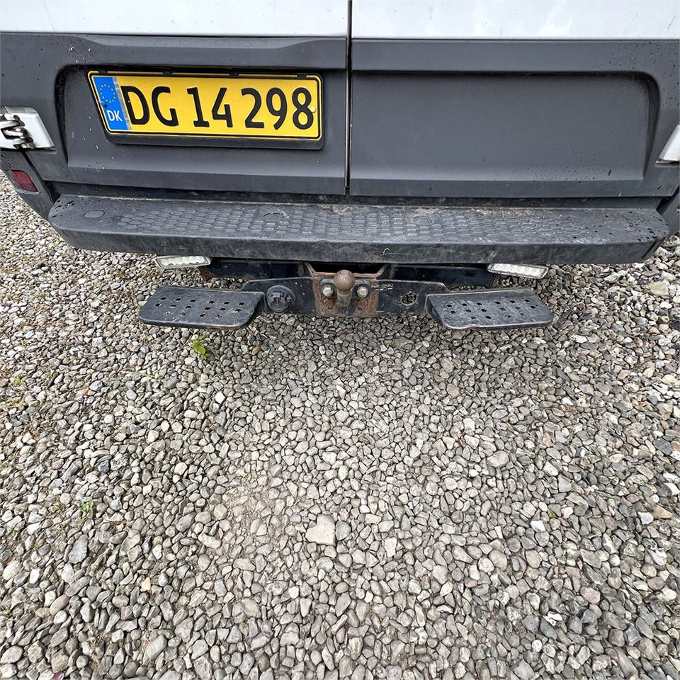 Furgón Iveco 35s18: foto 39