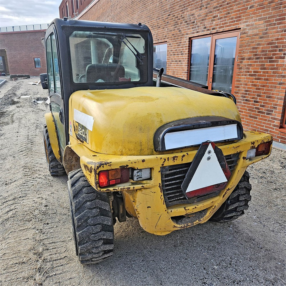 Manipulador telescópico JCB 520-40: foto 6