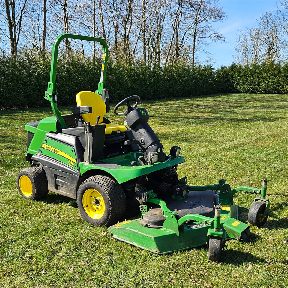 Cortacésped John Deere 1550 TerrainCut: foto 7