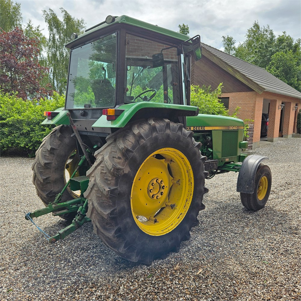 John Deere 3040 - Tractor: foto 5 John Deere 3040 - Tractor: foto 5