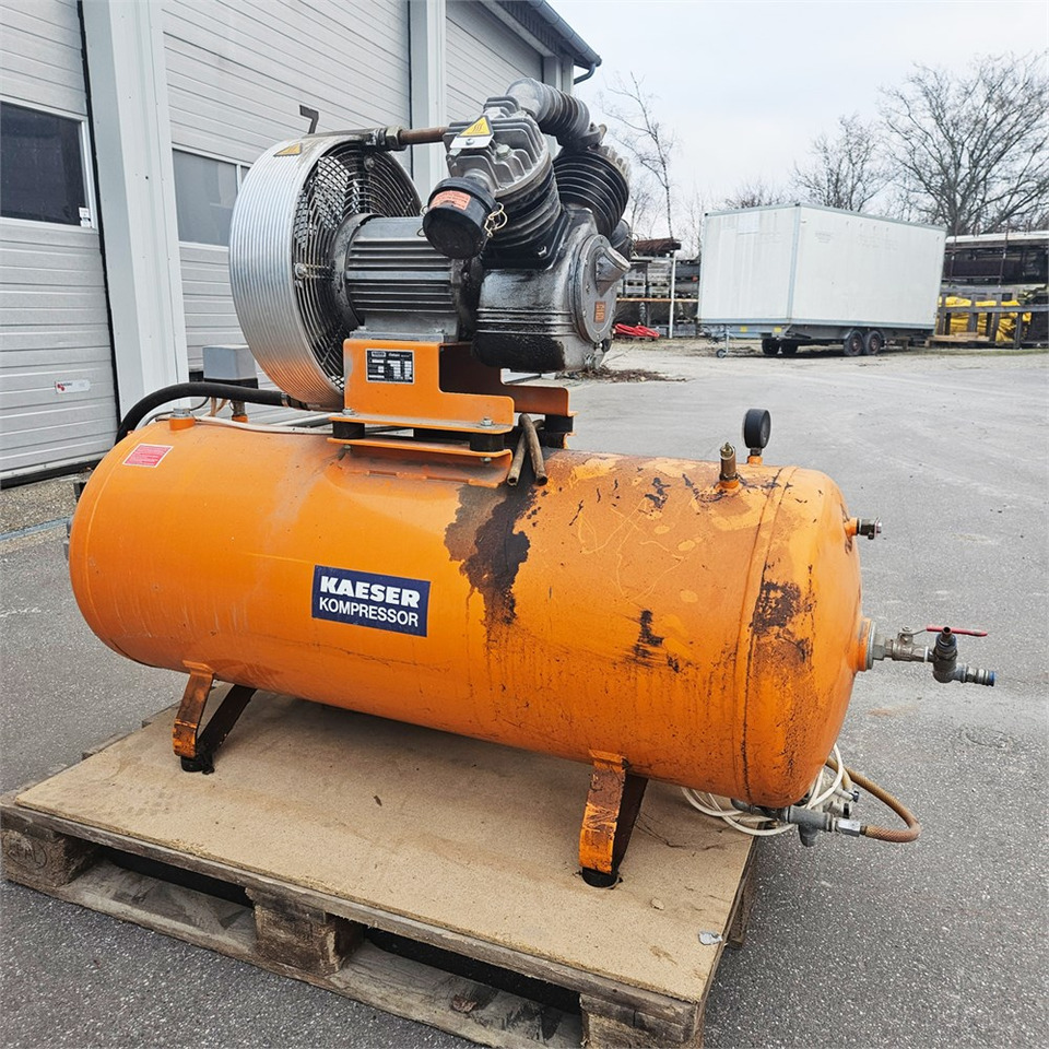 KAESER EPC 840-250 - Compresor de aire: foto 3 KAESER EPC 840-250 - Compresor de aire: foto 3