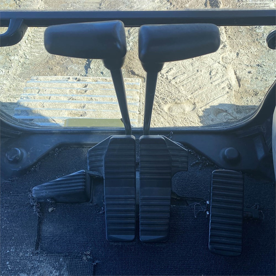 Excavadora de cadenas Komatsu PC210 LC-8K: foto 18