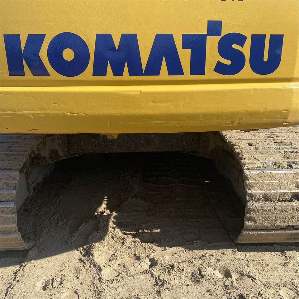Excavadora de cadenas Komatsu PC210 LC-8K: foto 11