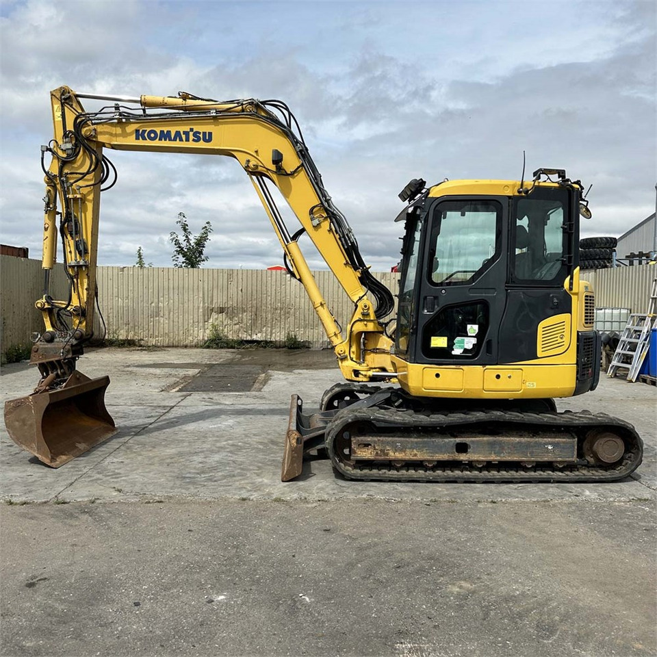 Komatsu PC88MR-8 - Miniexcavadora: foto 2 Komatsu PC88MR-8 - Miniexcavadora: foto 2