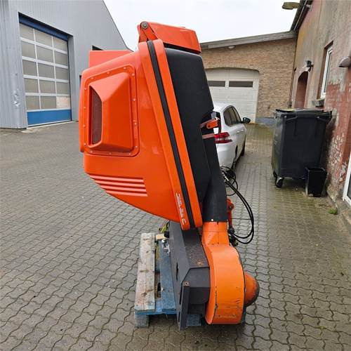 Kubota Græsopsamler - Maquinaria de jardinería: foto 5 Kubota Græsopsamler - Maquinaria de jardinería: foto 5