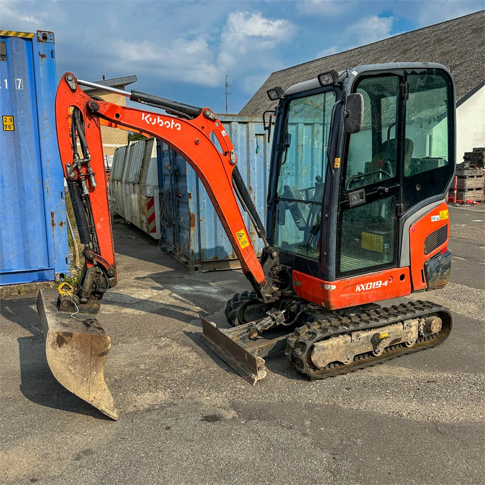 Kubota KX019-4 - Miniexcavadora: foto 1 Kubota KX019-4 - Miniexcavadora: foto 1