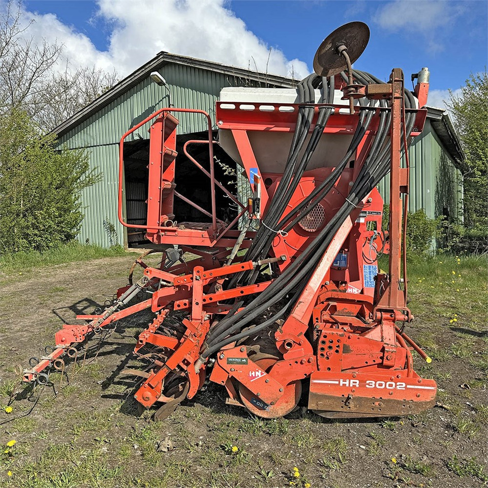 Kuhn Venta TI 301 - Maquinaria de siembra: foto 3 Kuhn Venta TI 301 - Maquinaria de siembra: foto 3