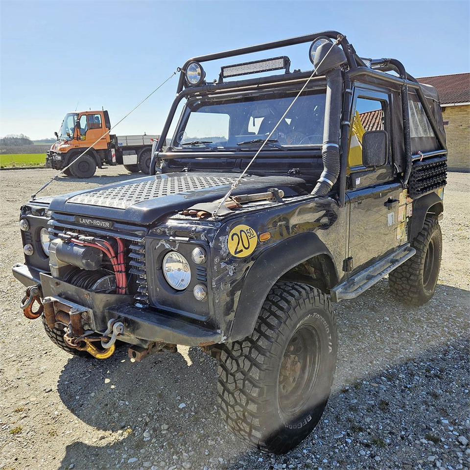 Coche Land Rover Defender 90: foto 7