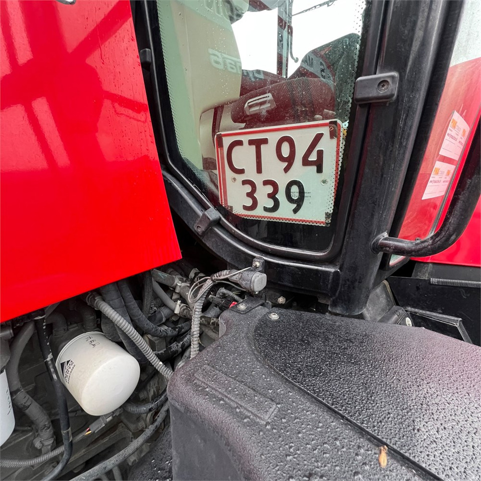 Tractor Massey Ferguson 7726 S: foto 29