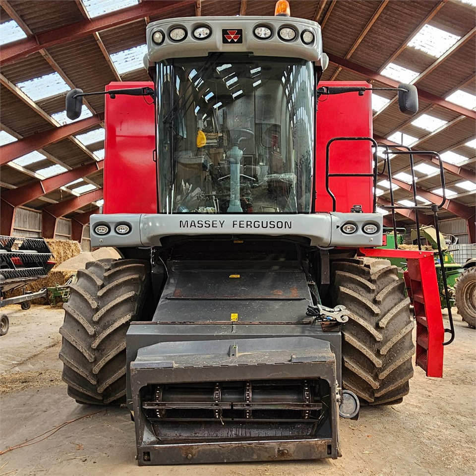 Massey Ferguson Centora 7282 - Cosechadora: foto 4 Massey Ferguson Centora 7282 - Cosechadora: foto 4