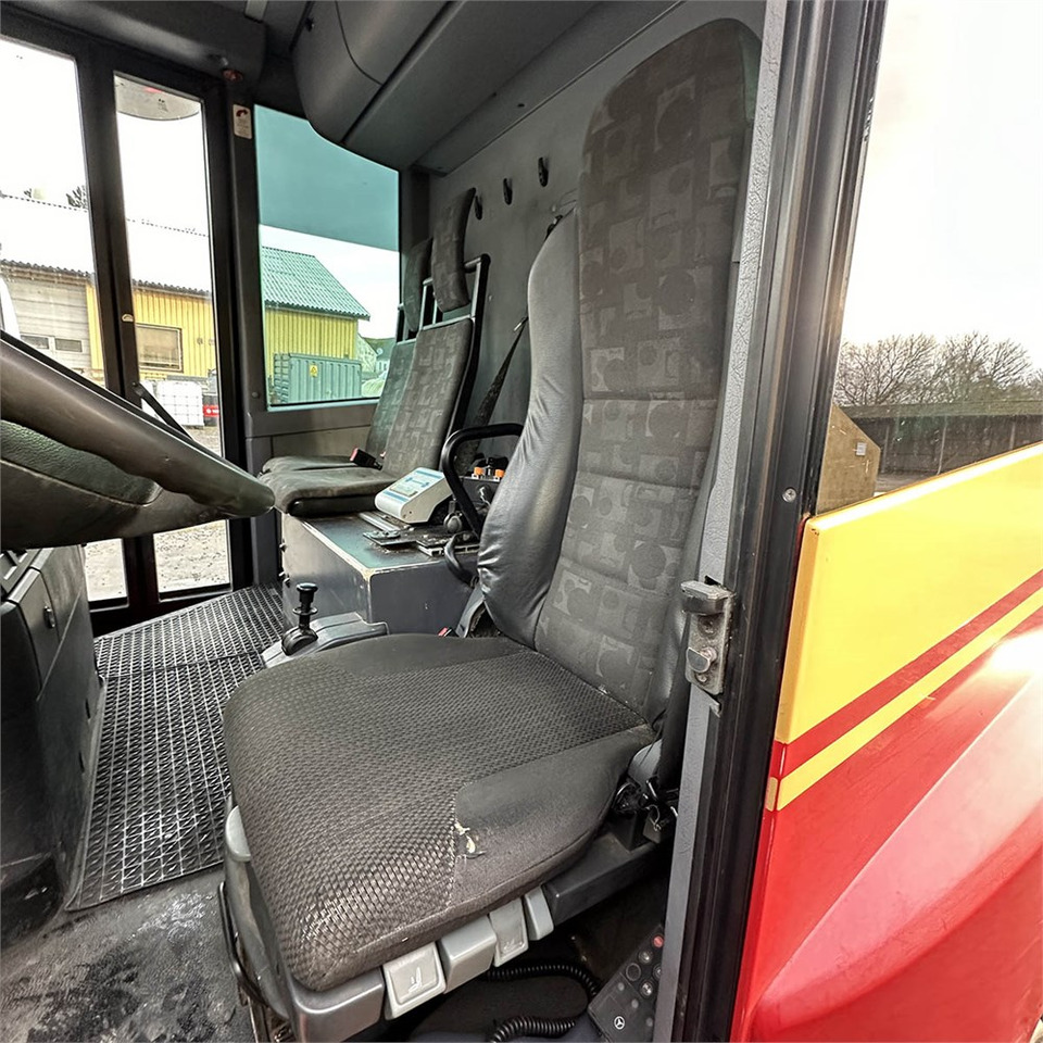 Camión de basura Mercedes ECONIC 2629: foto 11