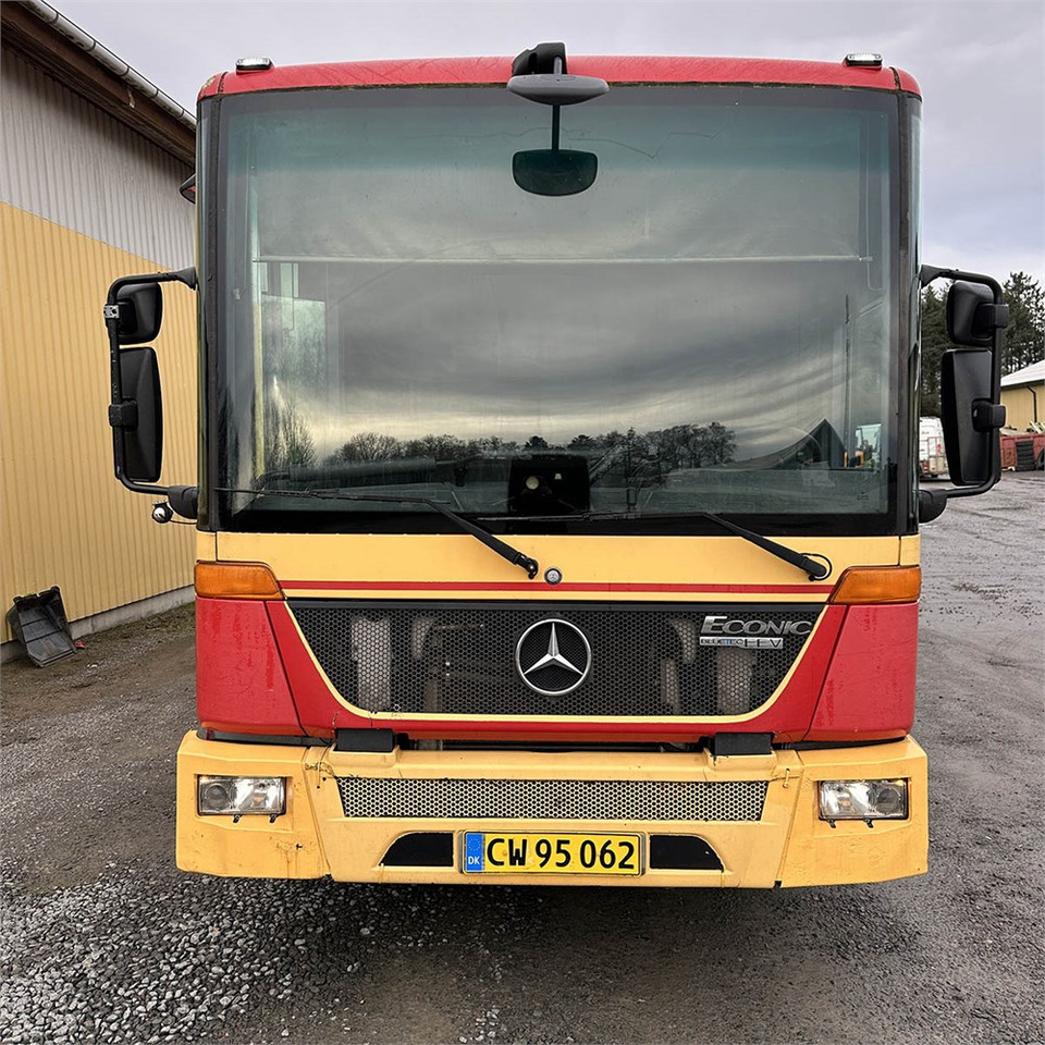 Camión de basura Mercedes ECONIC 2629: foto 9