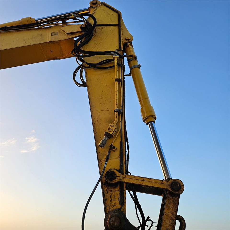Excavadora de cadenas New Holland E 305: foto 24