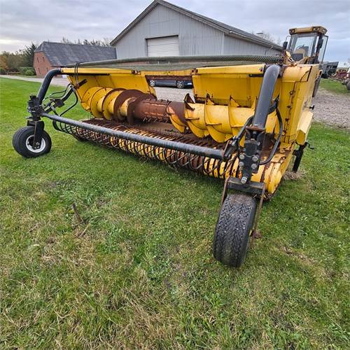 New Holland FX40 - Cosechadora: foto 1 New Holland FX40 - Cosechadora: foto 1