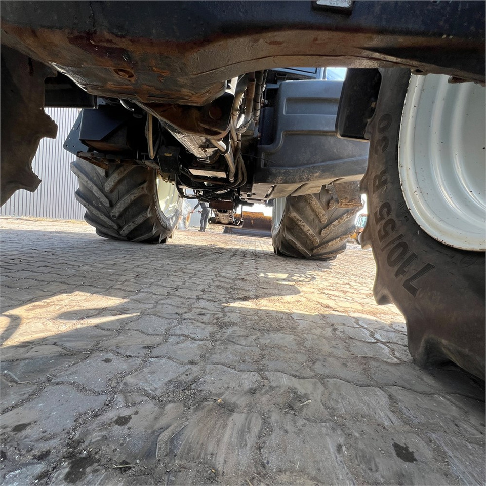 Tractor New Holland T6050: foto 42
