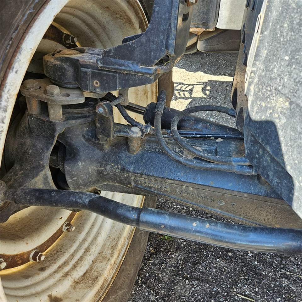 Tractor New Holland T7.235 Power Command: foto 38