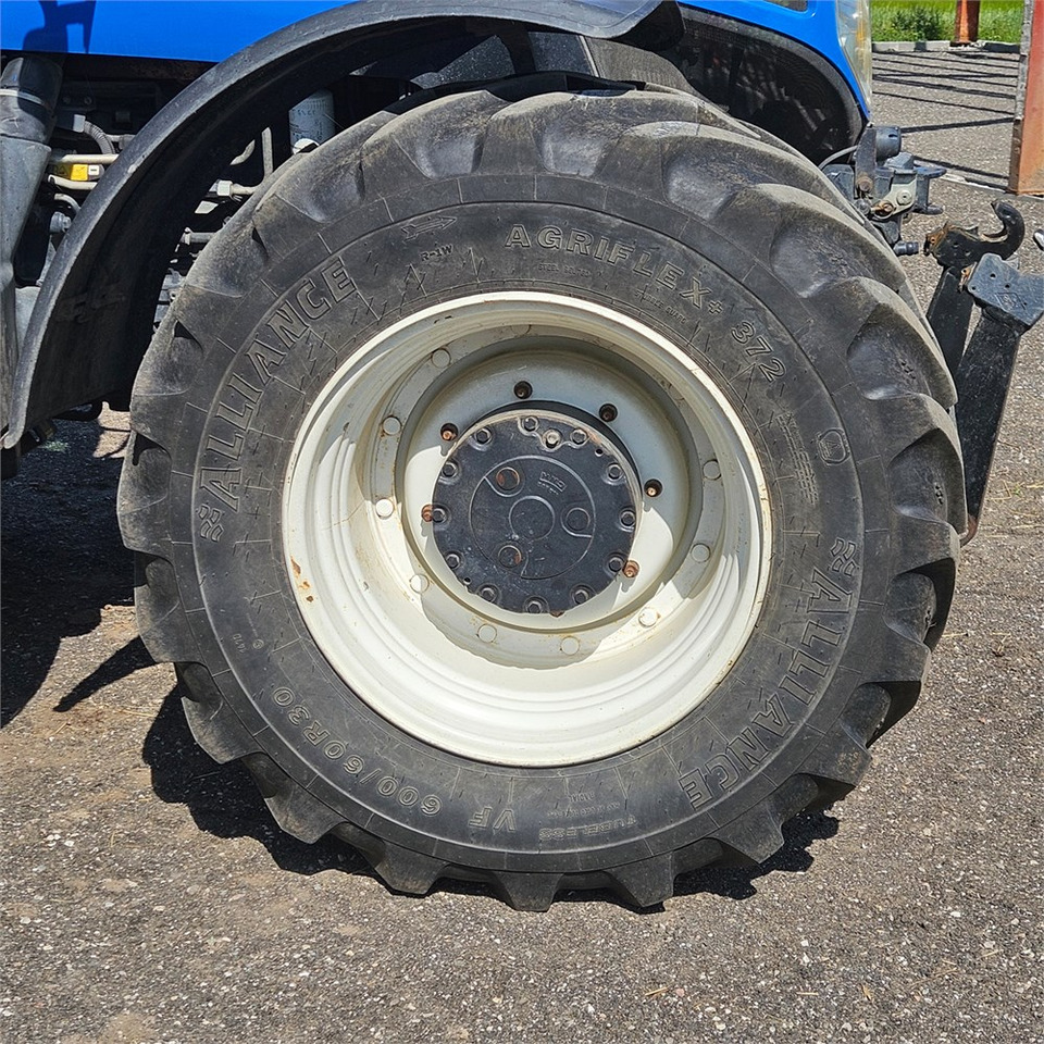 Tractor New Holland T7.235 Power Command: foto 50