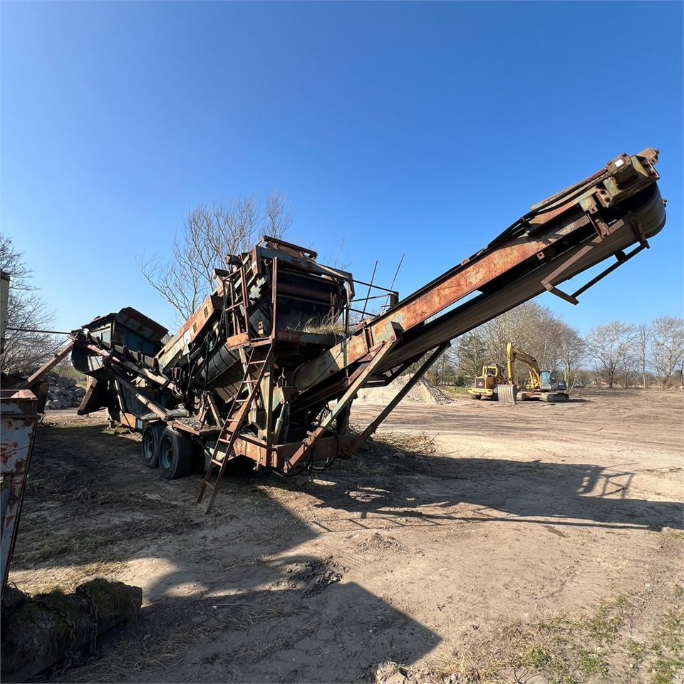 Powerscreen Turbo Chieftain - Cribadora: foto 1 Powerscreen Turbo Chieftain - Cribadora: foto 1