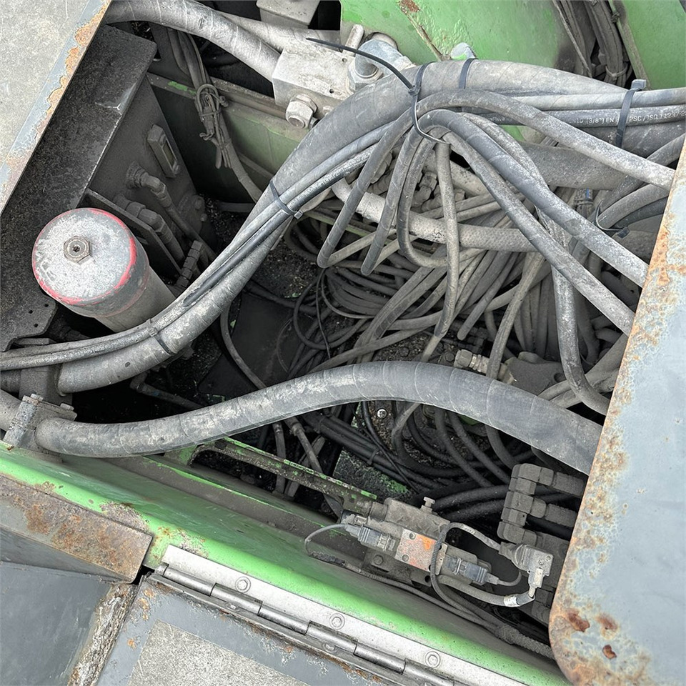 Manipulador de materiales Sennebogen 835M: foto 39