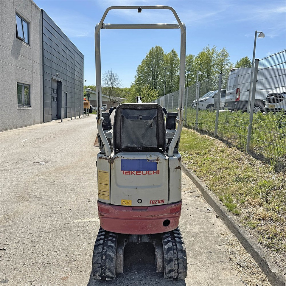 Takeuchi TB210 R - Miniexcavadora: foto 5 Takeuchi TB210 R - Miniexcavadora: foto 5