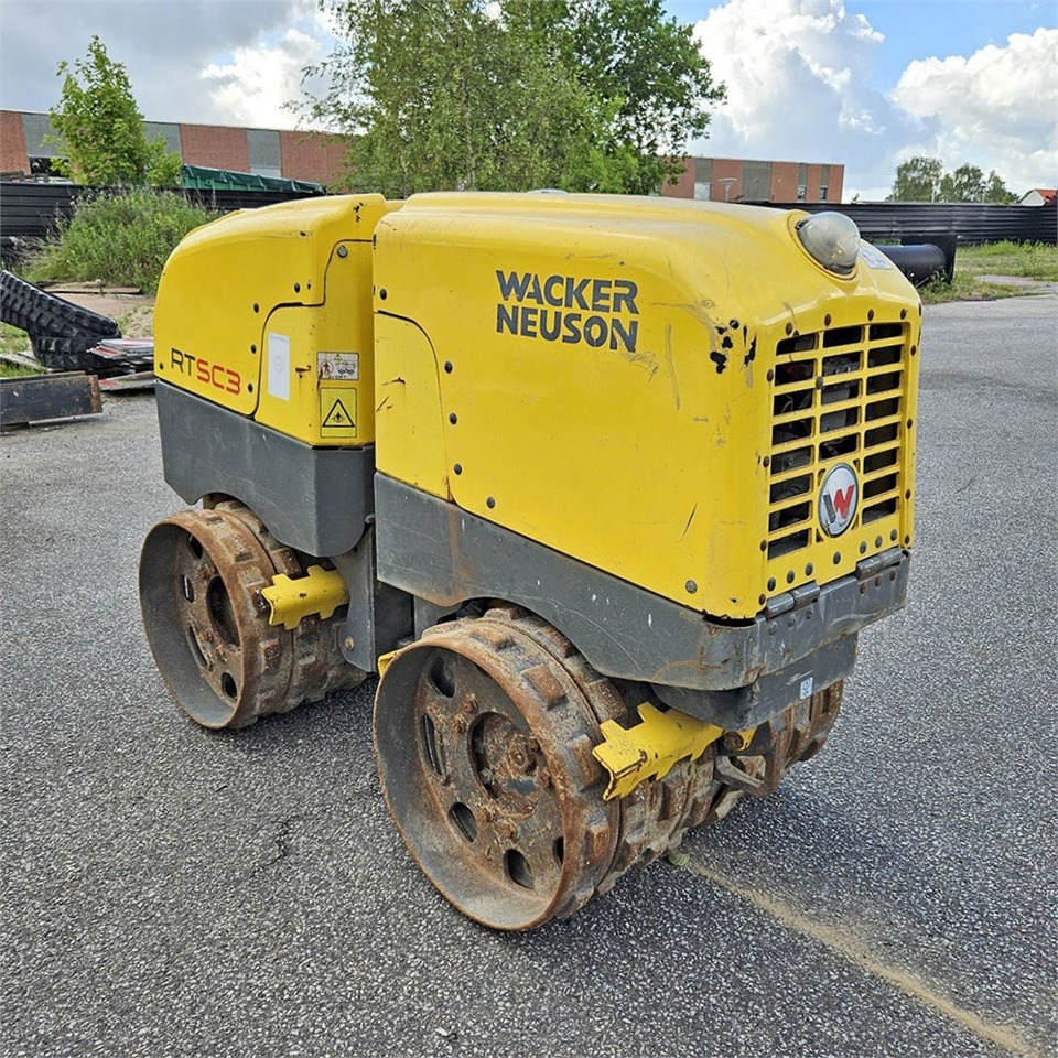 Wacker Neuson RT SC3 - Mini compactadora: foto 2 Wacker Neuson RT SC3 - Mini compactadora: foto 2
