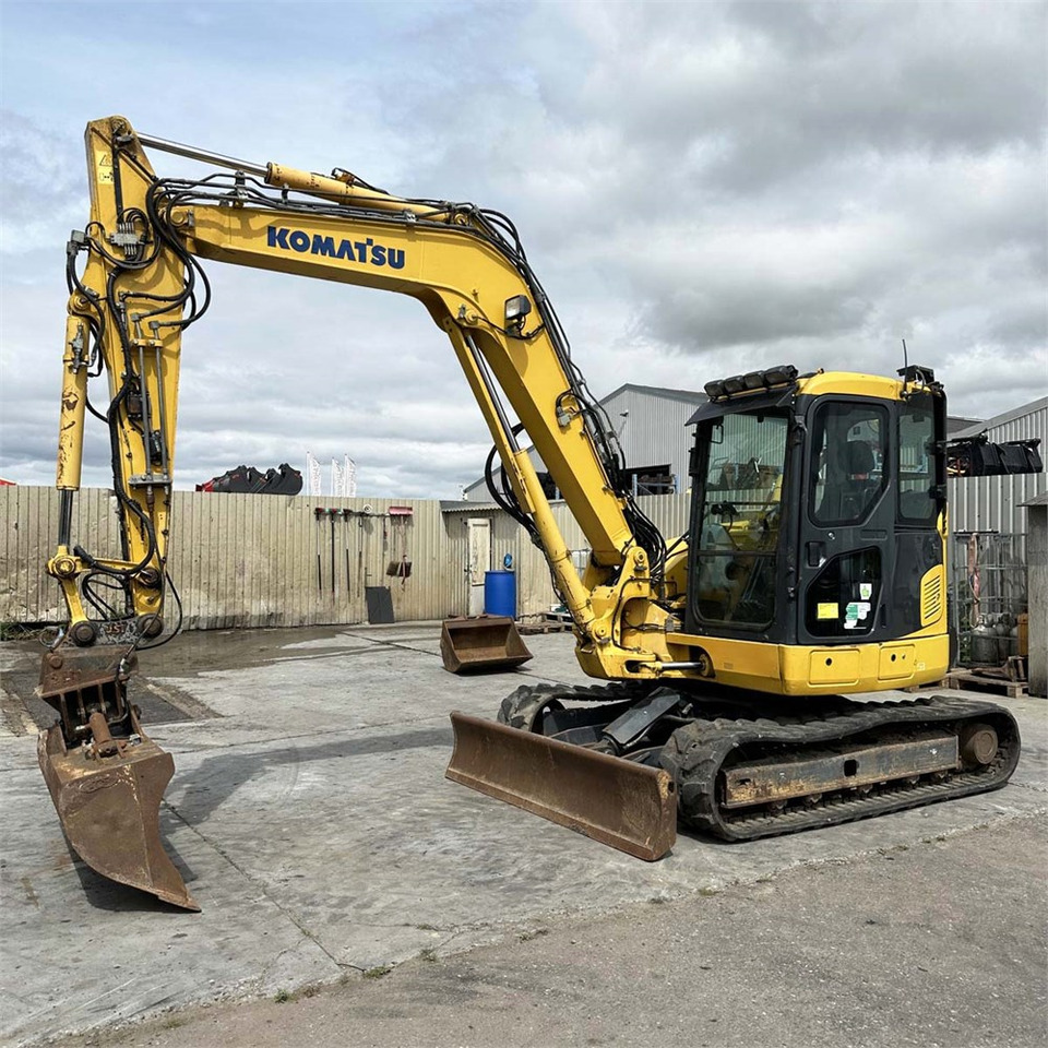 Yanmar VIO80-1A - Miniexcavadora: foto 2 Yanmar VIO80-1A - Miniexcavadora: foto 2