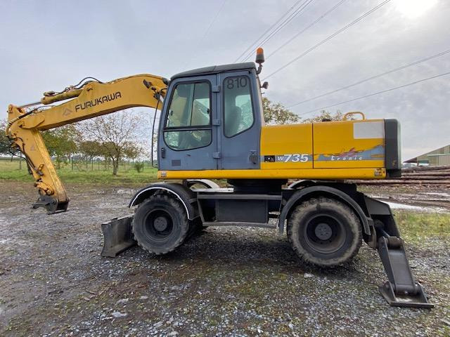 Furukawa W 735 - Excavadora de ruedas: foto 1 Furukawa W 735 - Excavadora de ruedas: foto 1