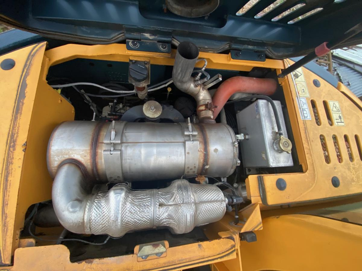 Excavadora de cadenas Hyundai HX 145LCR: foto 19