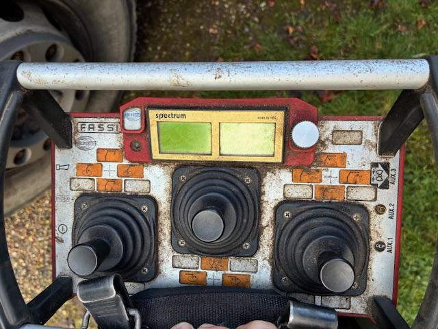 Camión multibasculante, Camión grúa Iveco TRAKKER 410 E6: foto 13 Camión multibasculante, Camión grúa Iveco TRAKKER 410 E6: foto 13