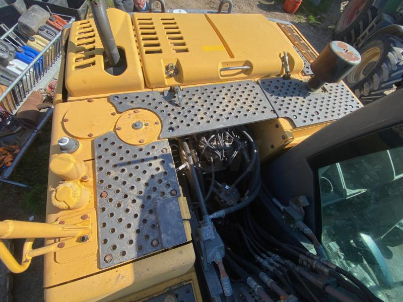 Excavadora de cadenas Volvo EC160 CL: foto 17