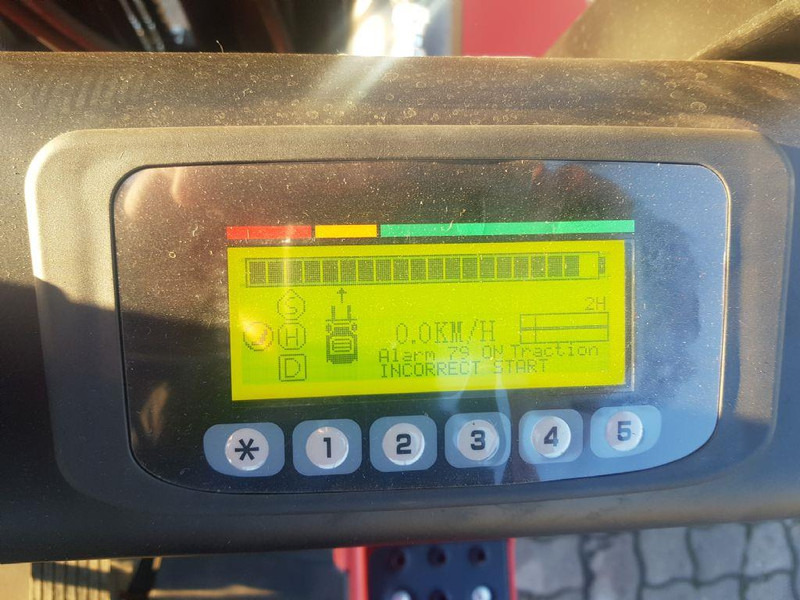 Carretilla elevadora eléctrica EP EFL302: foto 8