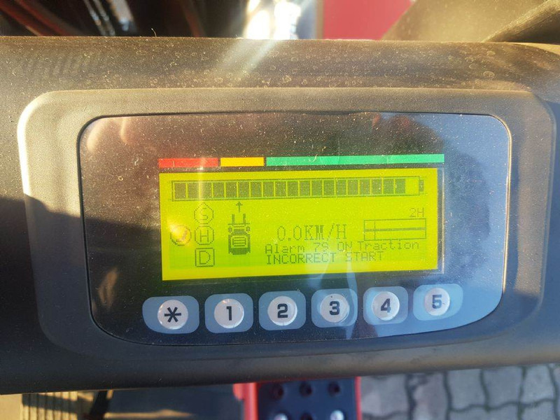 Carretilla elevadora eléctrica EP EFL302: foto 8