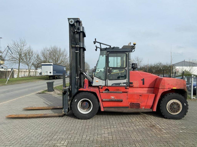 Kalmar DCE150-12 - Carretilla elevadora diésel: foto 2 Kalmar DCE150-12 - Carretilla elevadora diésel: foto 2