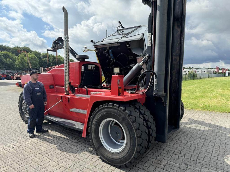 Carretilla para contenedores Kalmar DCE70-35E4: foto 6