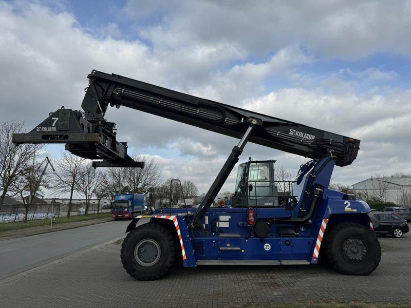 Kalmar DRG420-60S5 - Reach stacker: foto 1 Kalmar DRG420-60S5 - Reach stacker: foto 1