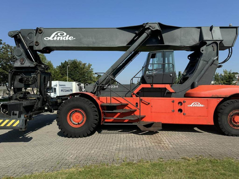Linde C4234TL - Reach stacker: foto 1 Linde C4234TL - Reach stacker: foto 1