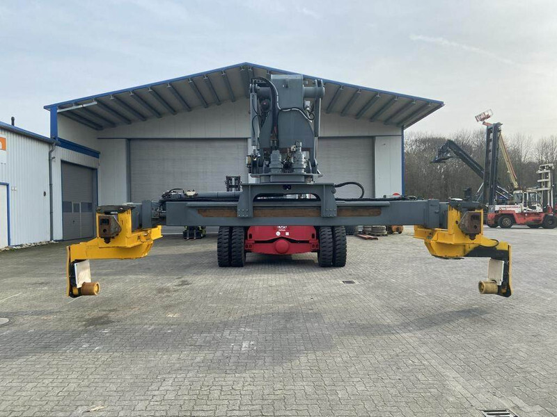 Seith Pipehandling Reachstacker 15036 - Reach stacker: foto 1 Seith Pipehandling Reachstacker 15036 - Reach stacker: foto 1