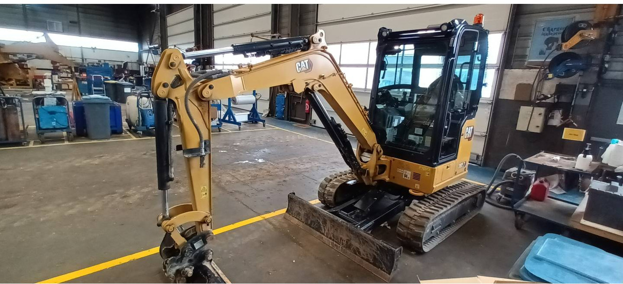 CAT 302.7 - Excavadora de cadenas: foto 1 CAT 302.7 - Excavadora de cadenas: foto 1