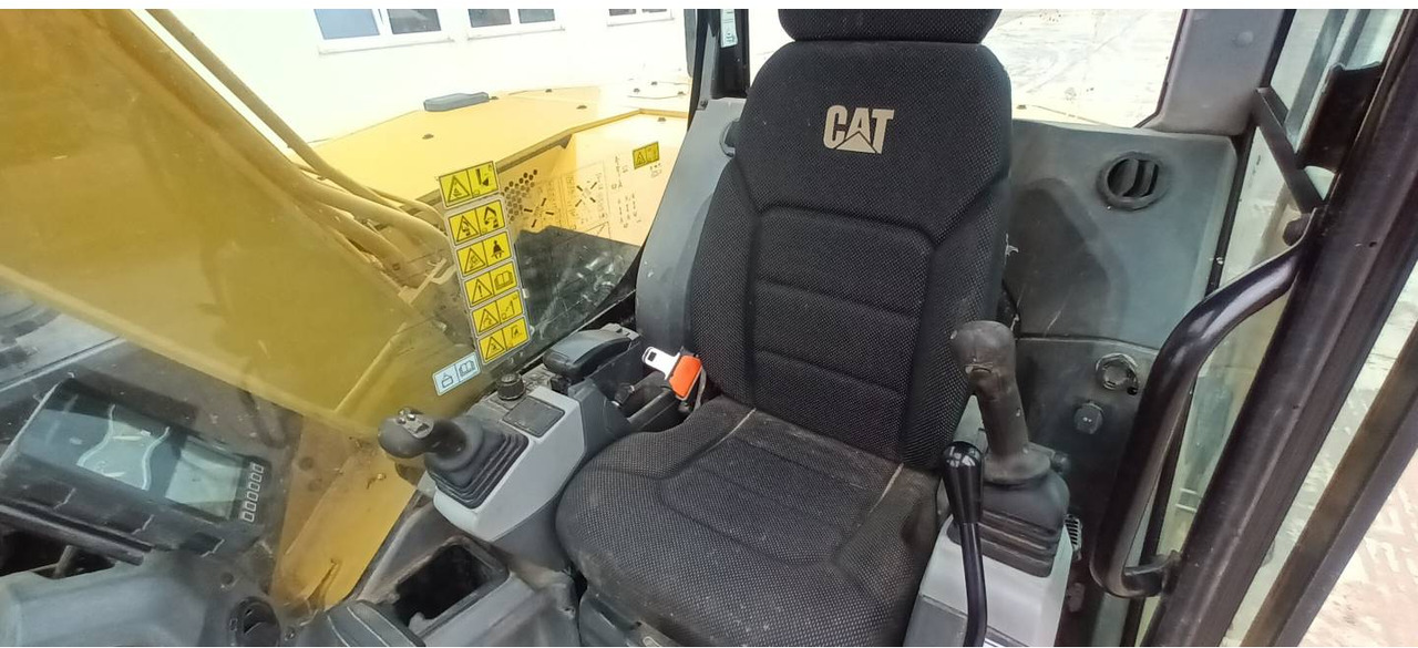 Excavadora de cadenas CAT 307.5: foto 14
