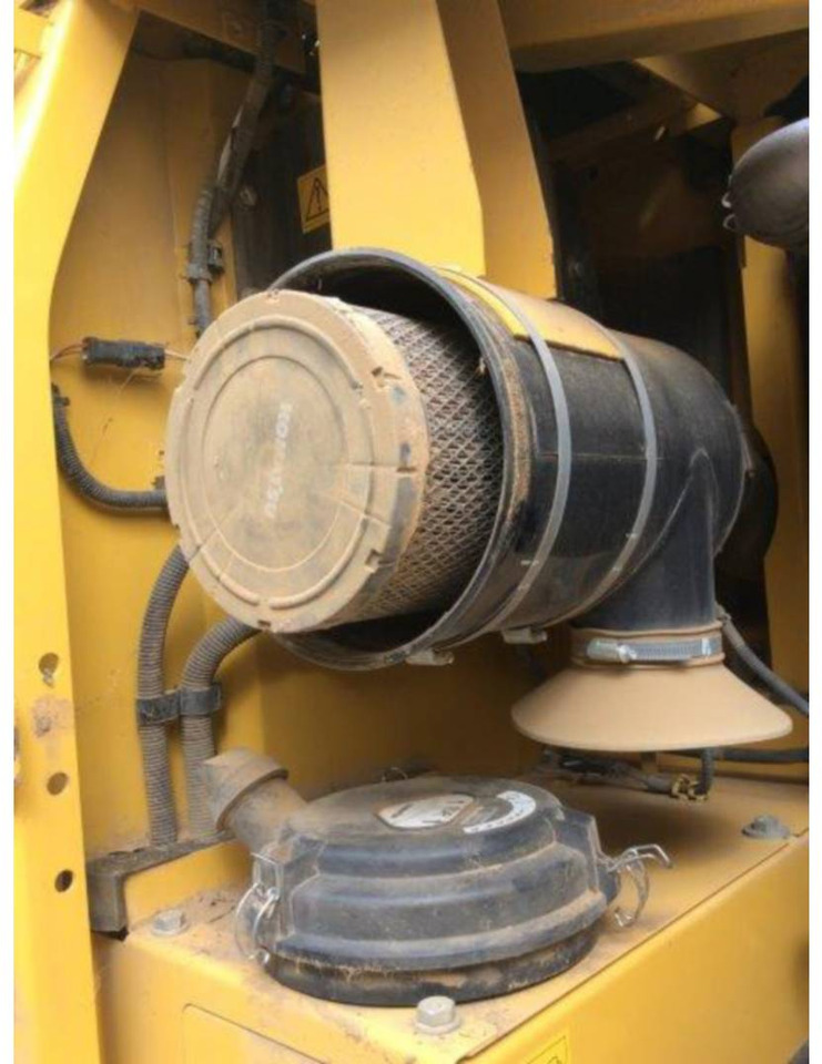 KOMATSU PC170.11 - Excavadora de cadenas: foto 5 KOMATSU PC170.11 - Excavadora de cadenas: foto 5