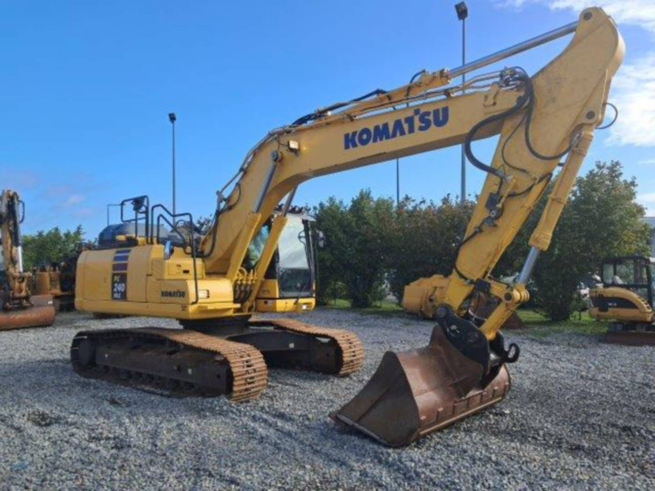 KOMATSU PC240LC7 - Excavadora de cadenas: foto 2 KOMATSU PC240LC7 - Excavadora de cadenas: foto 2