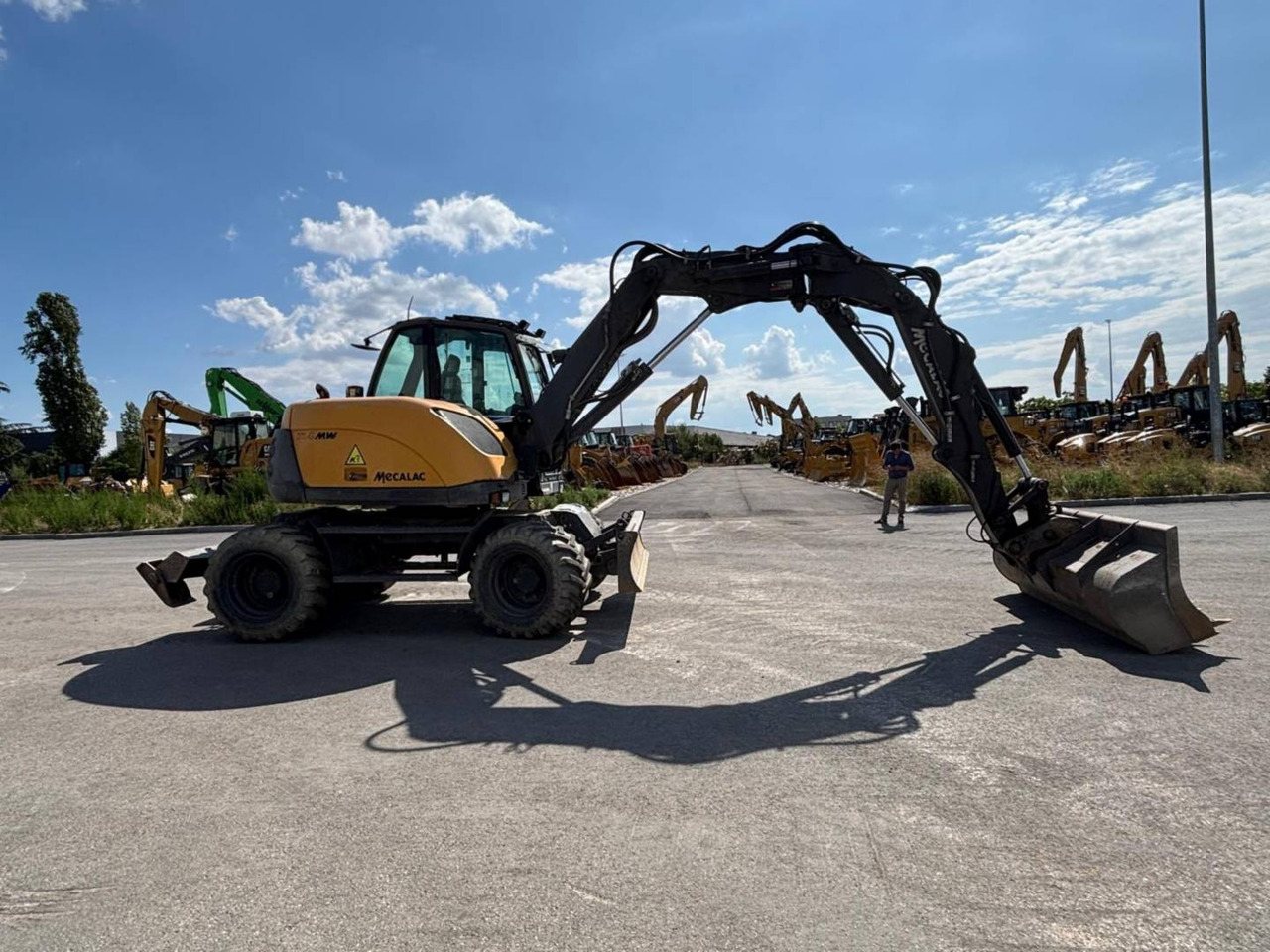 Excavadora de ruedas MECALAC 714MW: foto 10