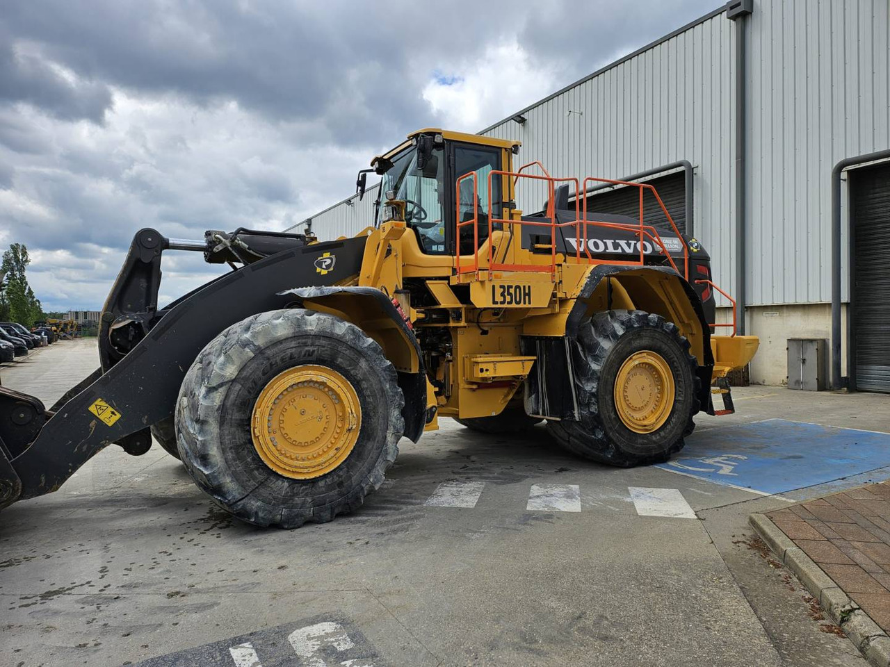 VOLVO CONSTRUCTION EQUIPMENT L350H - Cargadora de ruedas: foto 2 VOLVO CONSTRUCTION EQUIPMENT L350H - Cargadora de ruedas: foto 2