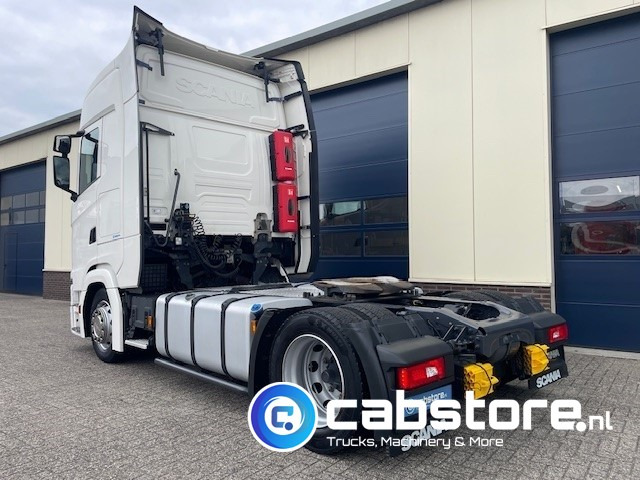 Scania S410 A 4x2 EB Euro 6 - MEGA VOLUME - RETARDER - Bouwjaar 2018 - S-Highline - Km 817.924 - Differentieelslot - Cabeza tractora: foto 3 Scania S410 A 4x2 EB Euro 6 - MEGA VOLUME - RETARDER - Bouwjaar 2018 - S-Highline - Km 817.924 - Differentieelslot - Cabeza tractora: foto 3
