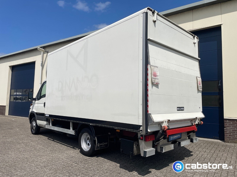 Iveco 40C 40C12 EURO 3 4x2 Bakwagen Euro 3 - Bouwjaar 2003 - APK tot 10-05-2026 -Handgeschakelde versnellingsbak - Furgoneta caja cerrada: foto 5 Iveco 40C 40C12 EURO 3 4x2 Bakwagen Euro 3 - Bouwjaar 2003 - APK tot 10-05-2026 -Handgeschakelde versnellingsbak - Furgoneta caja cerrada: foto 5