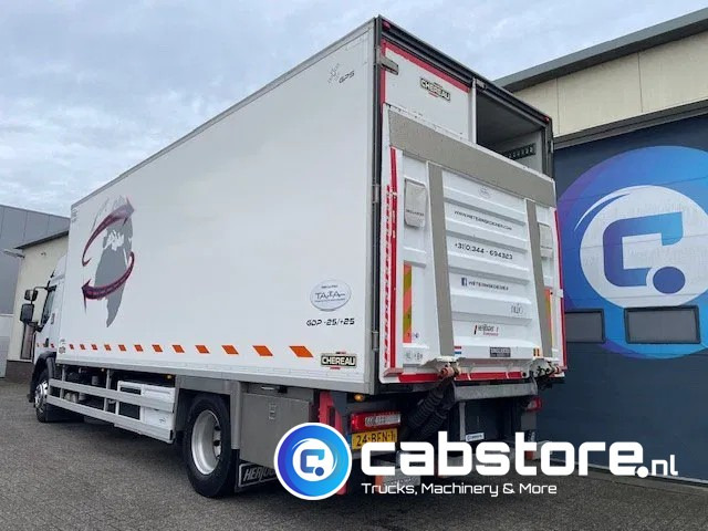 Renault D-19 Wide 4x2 Koelwagen D-19 Wide 4x2 Euro 6 Koelwagen - Kuhlkoffer - Frigo -Thermobox - Year 2015 - CHEREAU BOX - CARRIER Supra 850U - Camión frigorífico: foto 3 Renault D-19 Wide 4x2 Koelwagen D-19 Wide 4x2 Euro 6 Koelwagen - Kuhlkoffer - Frigo -Thermobox - Year 2015 - CHEREAU BOX - CARRIER Supra 850U - Camión frigorífico: foto 3