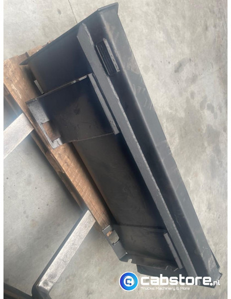 Strickland UK Laadschop Strickland UK Laadschop met Bobcat aansluiting - Cazo para Cargadora: foto 4 Strickland UK Laadschop Strickland UK Laadschop met Bobcat aansluiting - Cazo para Cargadora: foto 4