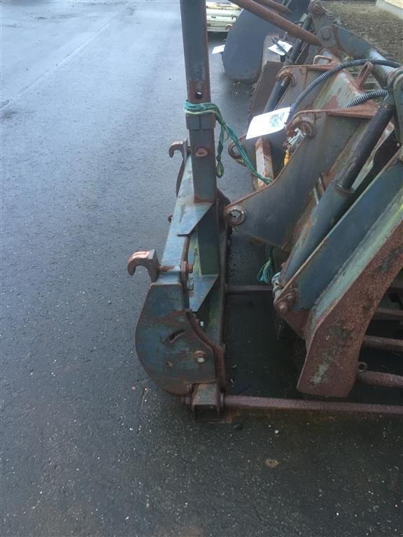 Alö storballebreb med opklappelig - Cargador frontal para tractor: foto 1 Alö storballebreb med opklappelig - Cargador frontal para tractor: foto 1
