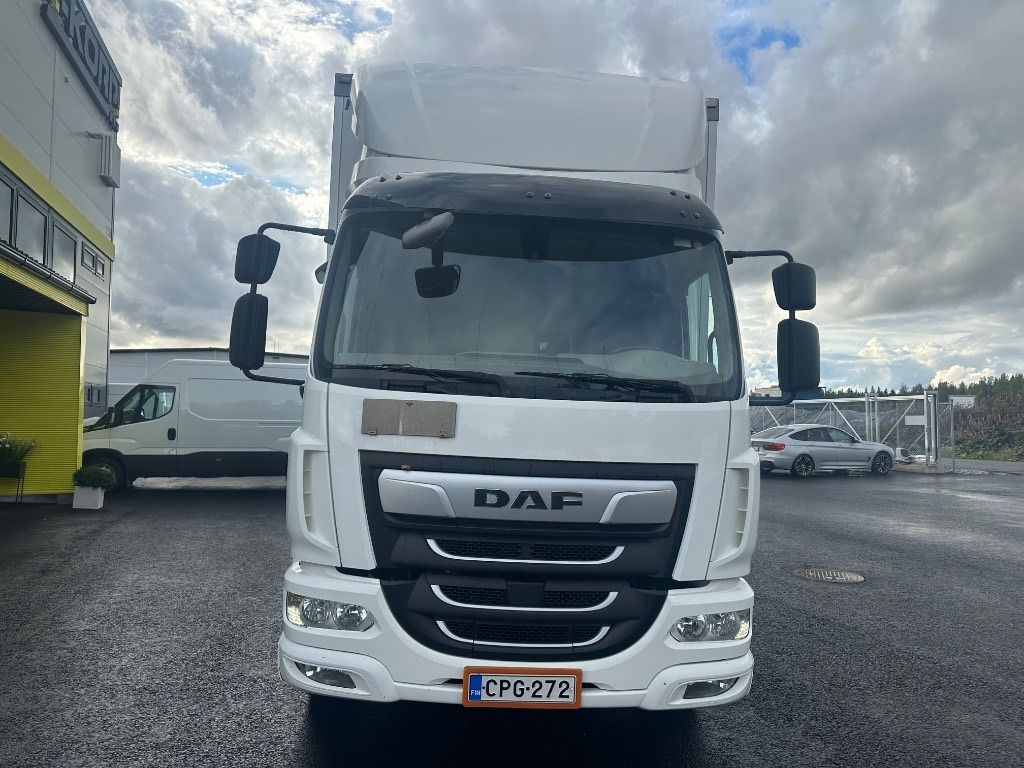 DAF LF 260 4x2 - Camión caja cerrada: foto 2 DAF LF 260 4x2 - Camión caja cerrada: foto 2