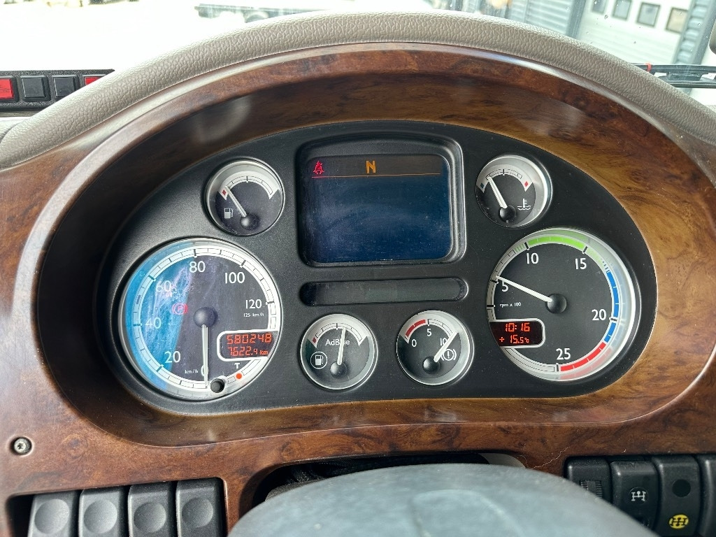 Leasing para DAF XF105.410 8x2  DAF XF105.410 8x2: foto 22
